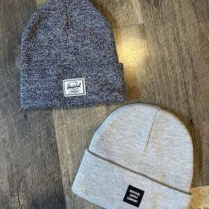 Herschel Supply Company light grey and Heathered grey toques